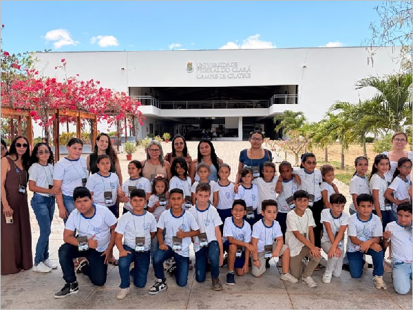 Alunos da Escola João Pereira Filho lançam livro autoral na UFC de Crateús, inc [...]